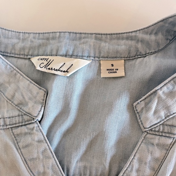 NWT 👕 Cafe Marrakesh Women’s Button Up in Soft Denim Color. - Picture 3 of 4